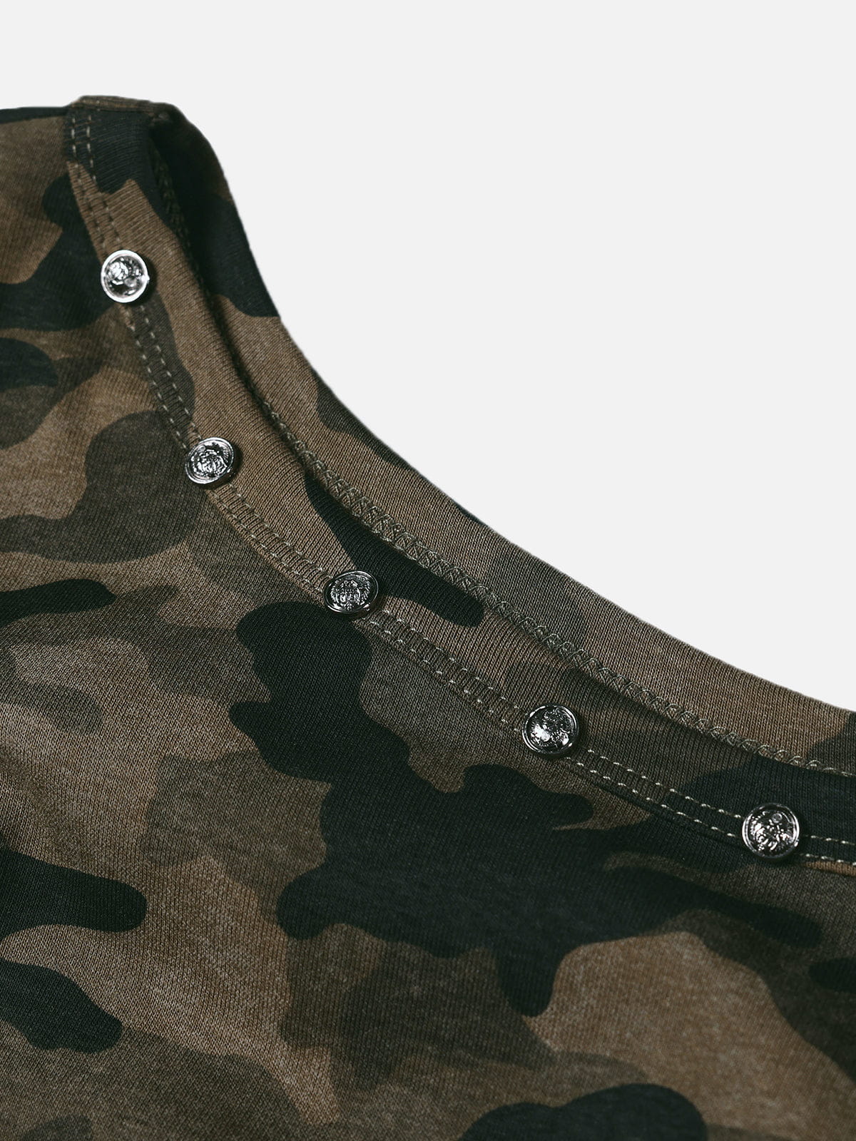 CAMO Off-The-Shoulder Baby Tee Camouflage - Aelfric Eden