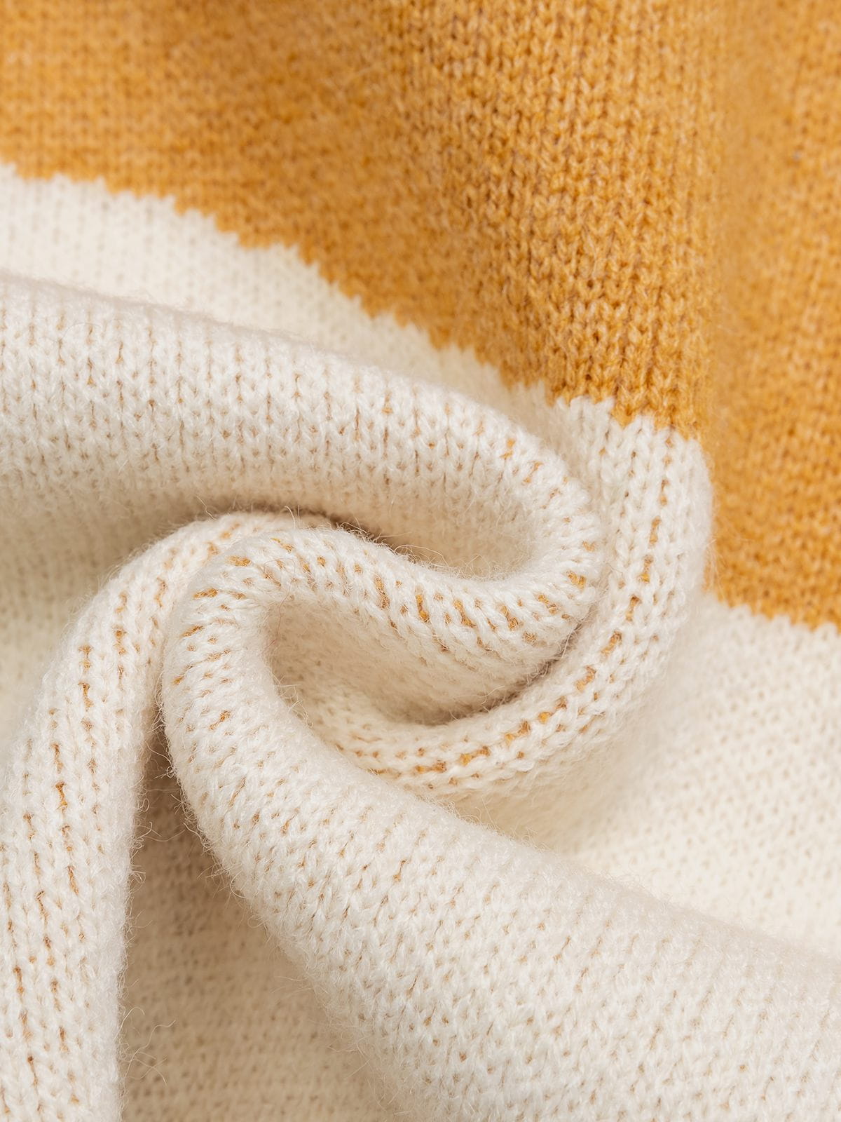 Cat Graphic Sweater Yellow - Aelfric Eden