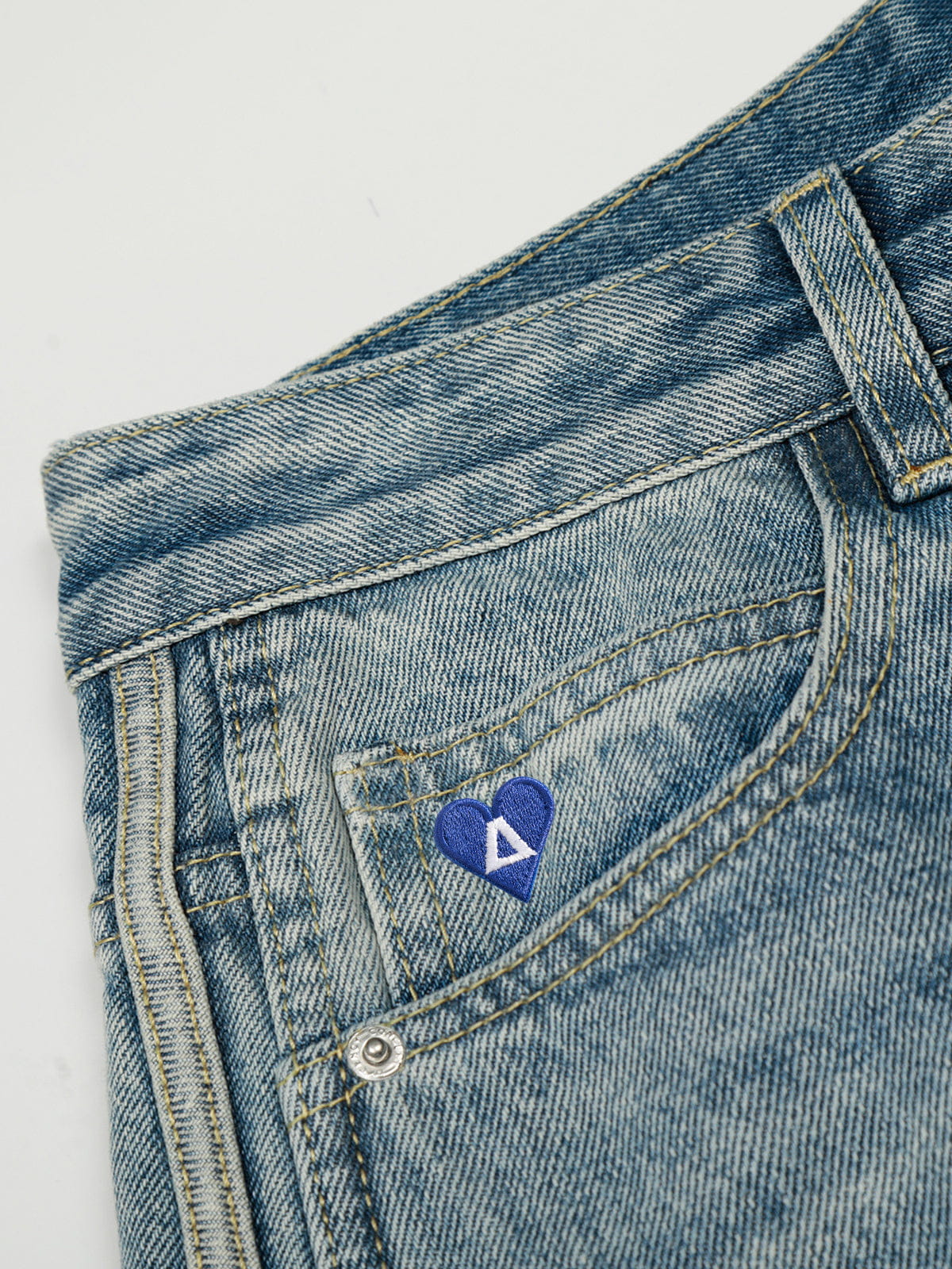 Stripe Whiskering Baggy Barrel Jeans Blue - Aelfric Eden