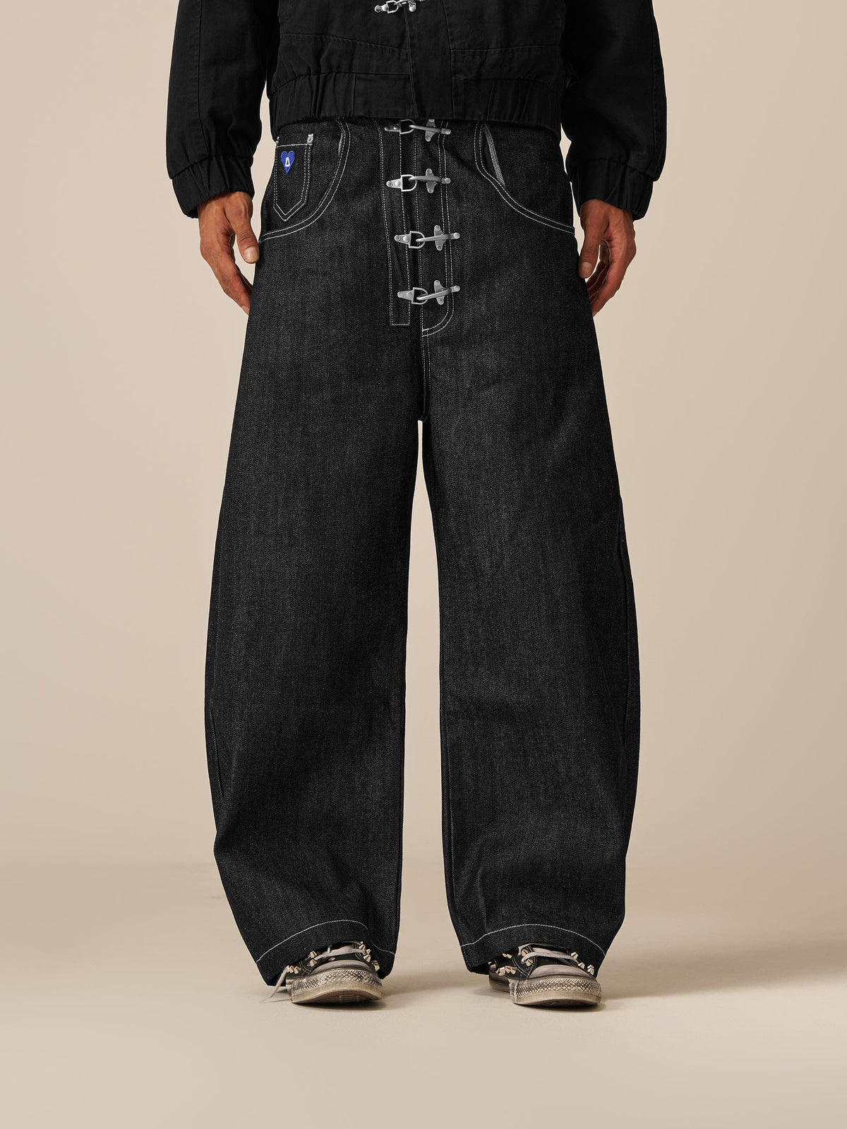 Metal Button Raw Baggy Barrel Jeans Black - Aelfric Eden