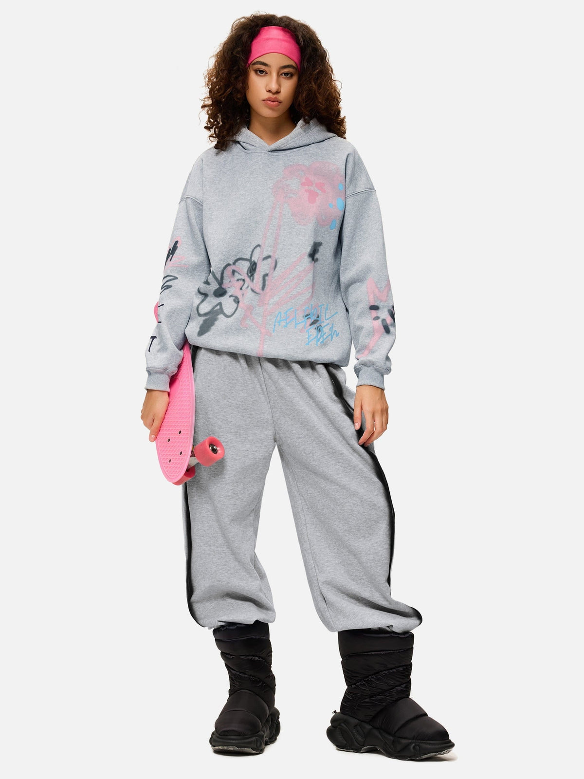 Graffiti Heart Sweatpants Grey - Aelfric Eden