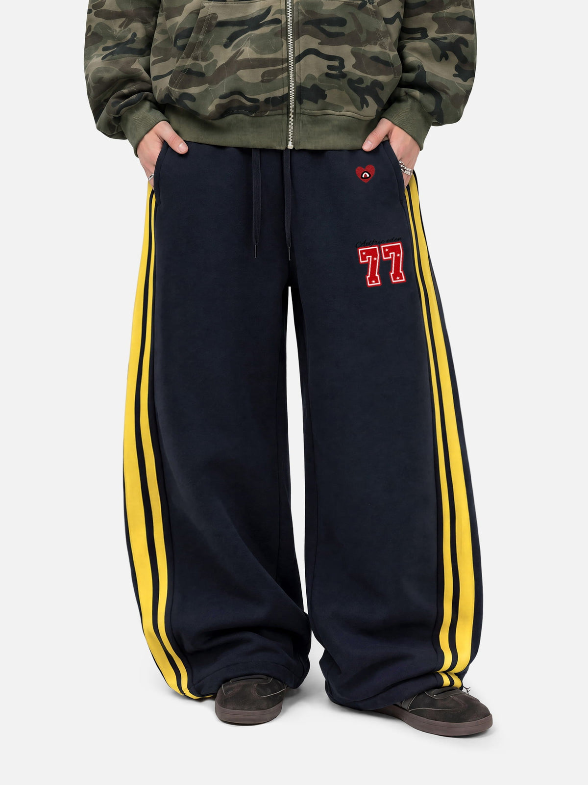 Stripe Baggy Barrel Sweatpants Dark Blue - Aelfric Eden