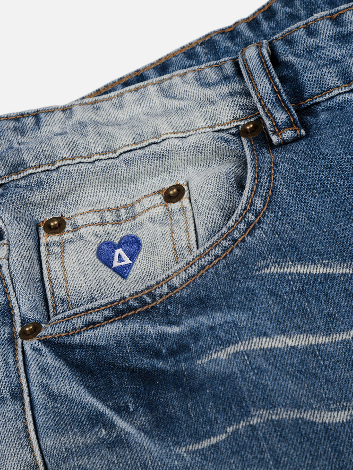 Gradient Whisker Jeans Blue - Aelfric Eden
