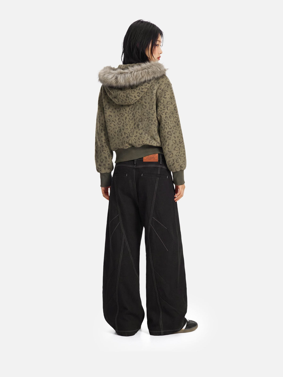 [Pre-Order] Leopard Faux Fur Zip Up Hoodie Leopard - Aelfric Eden