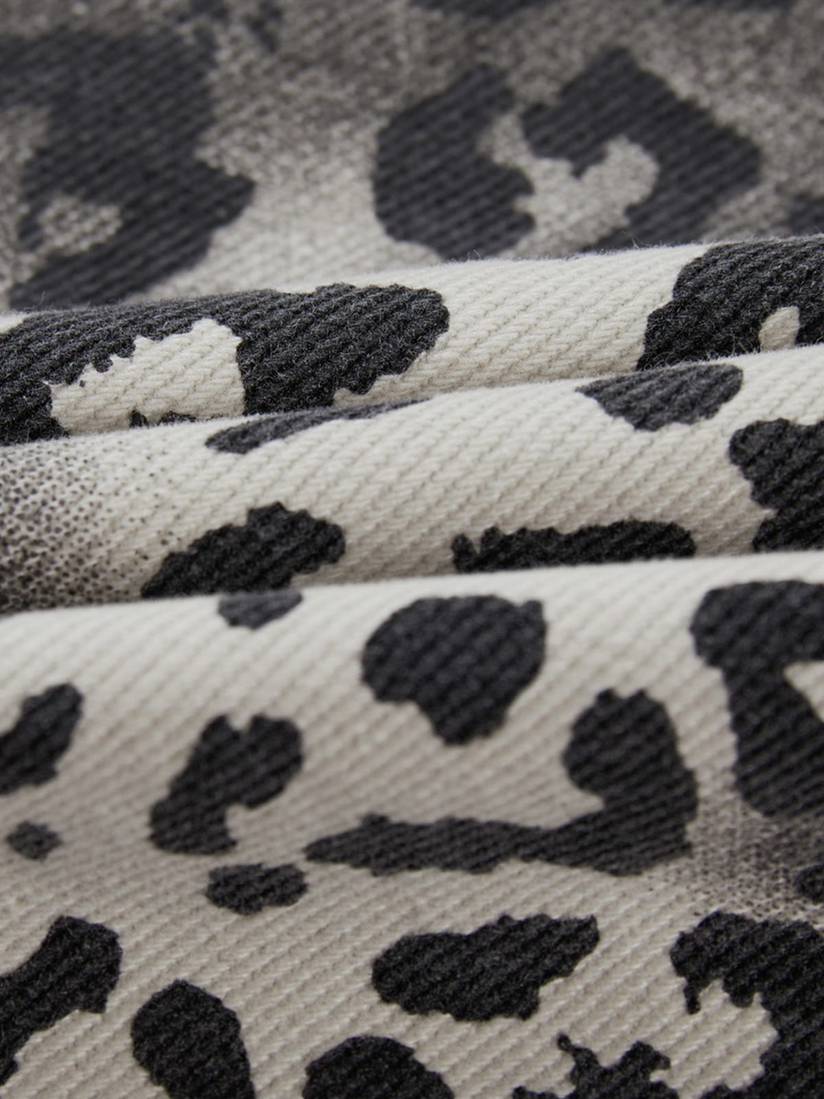 Leopard Baggy Barrel Jeans Black - Aelfric Eden