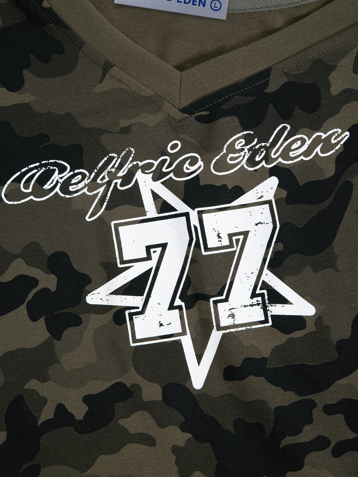 Cropped CAMO 77 Off-The-Shoulder Tee Green - Aelfric Eden